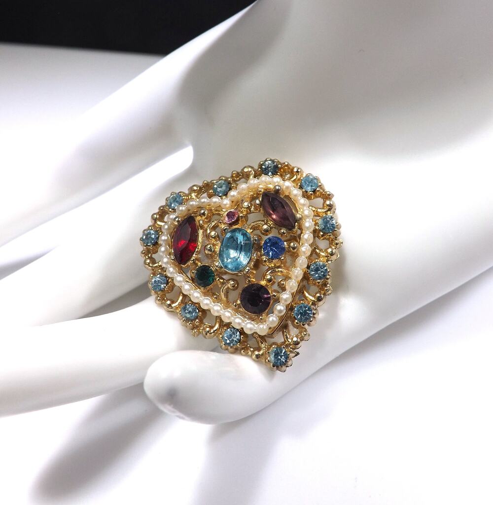 1940s Heart Rhinestone Brooch, Faux Pearls, Multicolored Rhinestones